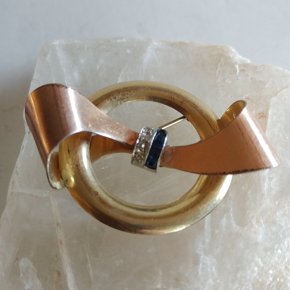 VINTAGE TAYLORD 1/20K GOLD FILLED BOW PIN BLUE WHITE CRYSTALS